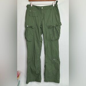 BDG WOMENS ARMY GREEN COLOR PARACHUTE STYLE PANTS #34
